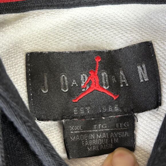 Jordan Hoodie Mens 2XL White Black Jumpman Classics Nike Air Pullover CV7411-100 - Picture 6 of 13